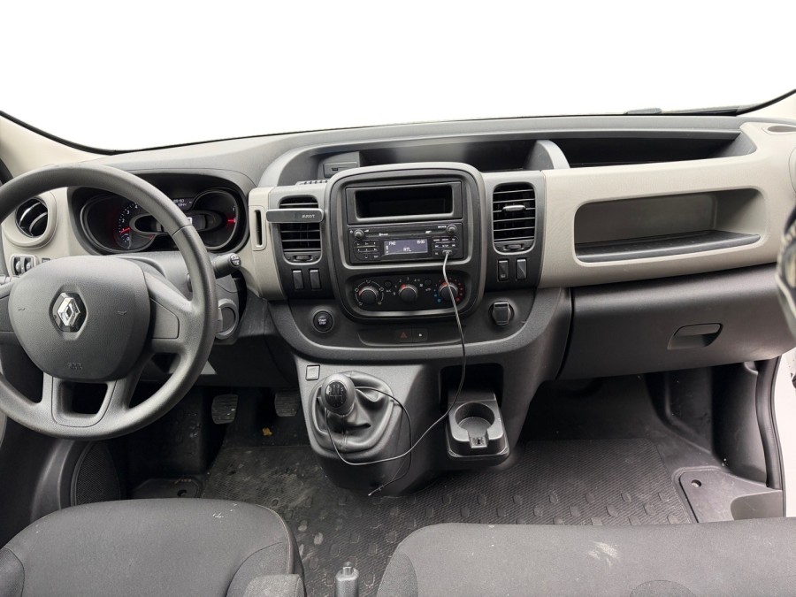 RENAULT d'occasion TRAFIC III FOURGON RENAULT TRAFIC III 1.6 DCI 95CH