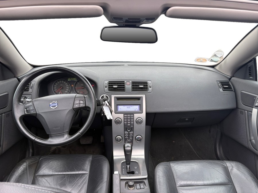 VOLVO d'occasion C70 D5 180ch Momentum Geartronic de 2006 Orgeval