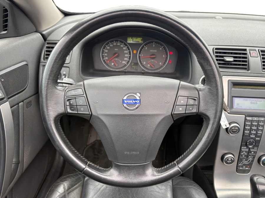 VOLVO d'occasion C70 D5 180ch Momentum Geartronic de 2006 Orgeval