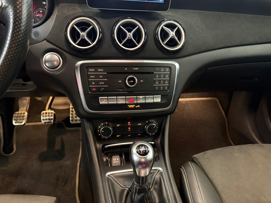 MERCEDES d'occasion CLASSE GLA GLA 200 D STARLIGHT EDITION de 2017