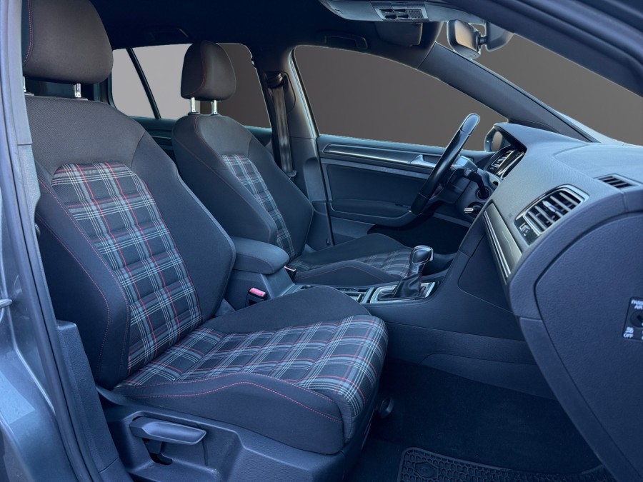 VOLKSWAGEN d'occasion GOLF 2.0 TSI 230ch BlueMotion Technology GTI