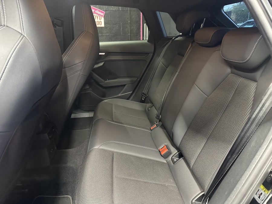 AUDI d'occasion A3 35 TDI 150ch S line S tronic 7 de 2022 Villebon