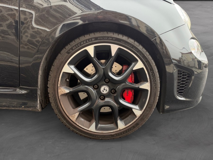ABARTH d'occasion 500 ABARTH 1.4 TURBO 16V 180 595 COMPETIZIONE de