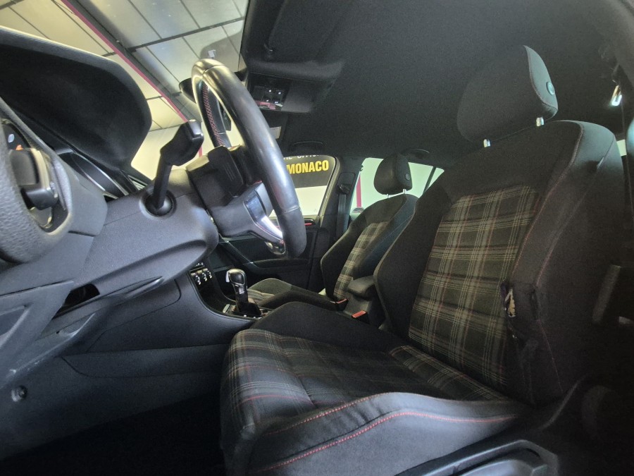 VOLKSWAGEN d'occasion GOLF VII 2 TSI 220 GTI DSG AUTO de 2013 Aix Les