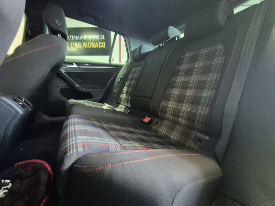 VOLKSWAGEN d'occasion GOLF VII 2 TSI 220 GTI DSG AUTO de 2013 Aix Les