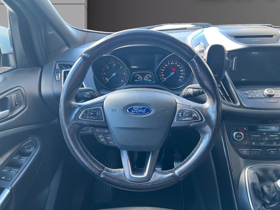 FORD d'occasion KUGA II 2 TDCI 150 2WD ST LINE de 2016 Toulon Ouest