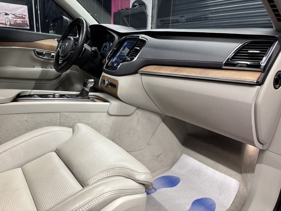 VOLVO d'occasion XC90 D5 AdBlue AWD 235ch Inscription Luxe Geartronic