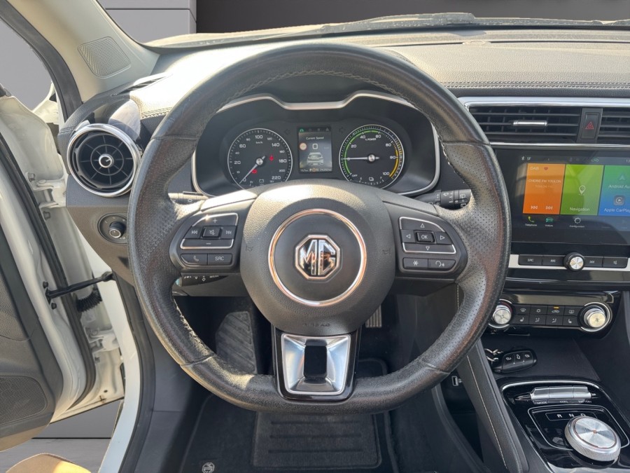 MG d'occasion ZS EV 143ch LUXURY de 2021 La Ciotat (13)﻿