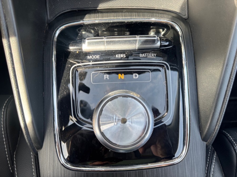 MG d'occasion ZS EV 143ch LUXURY de 2021 La Ciotat (13)﻿