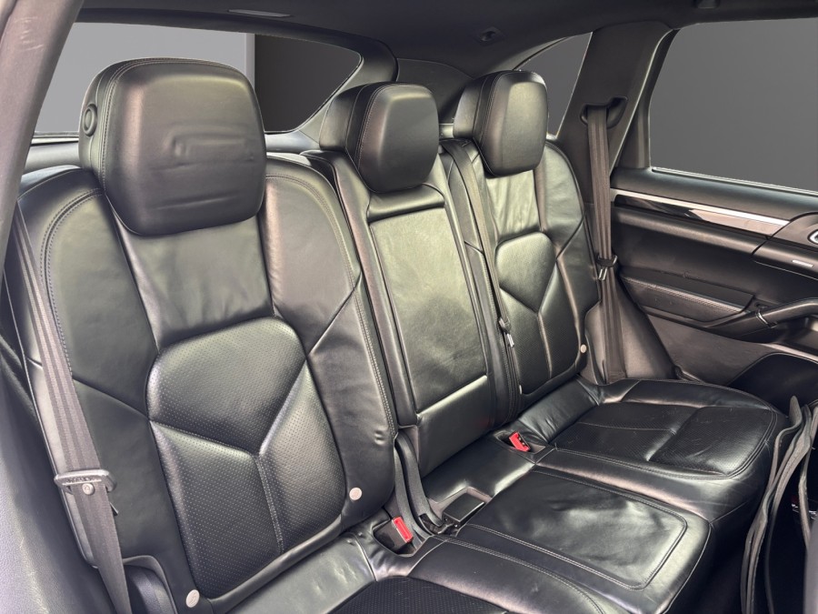 PORSCHE d'occasion CAYENNE S de 2012 Reims Tinqueux (51)﻿