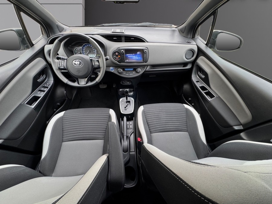 TOYOTA d'occasion YARIS 100H COLLECTION de 2017 Coeur d'Yvelines (78)﻿
