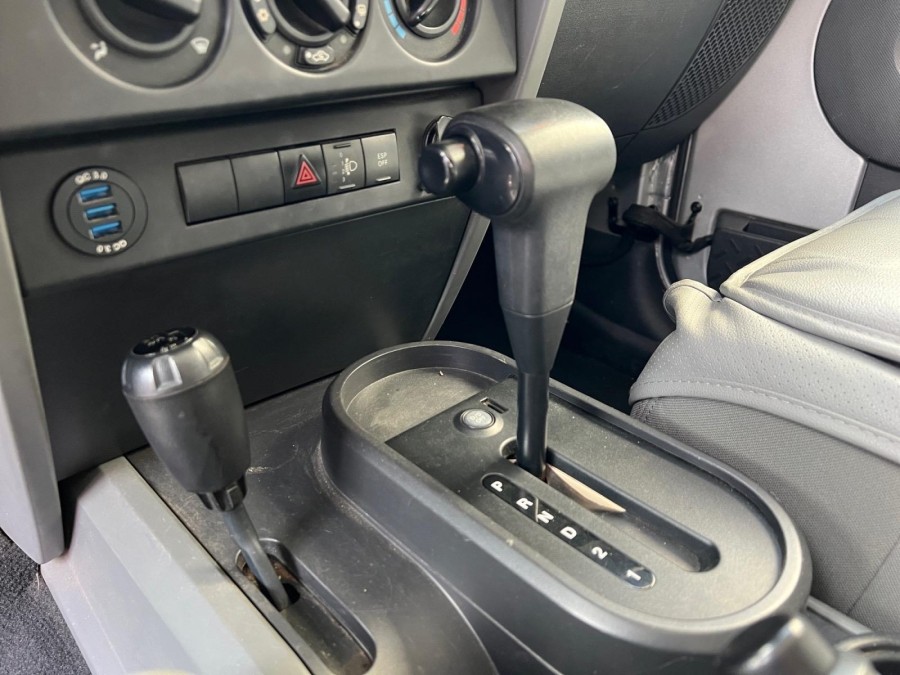 JEEP d'occasion WRANGLER 2.8 CRD 177ch Sahara BVA de 2007 Toulon