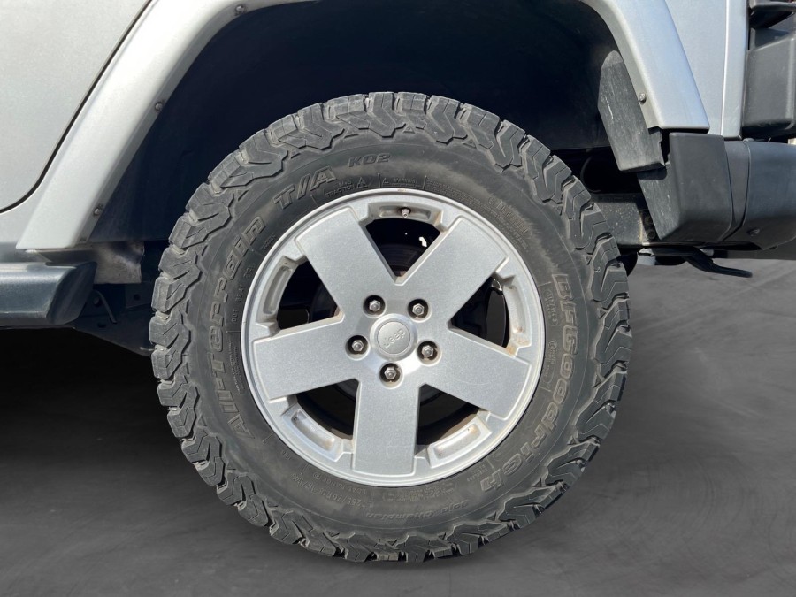 JEEP d'occasion WRANGLER 2.8 CRD 177ch Sahara BVA de 2007 Toulon