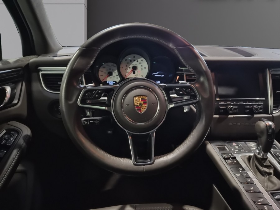 PORSCHE d'occasion MACAN 3 V6 D 258 S PDK AUTO de 2015 Fontainebleau