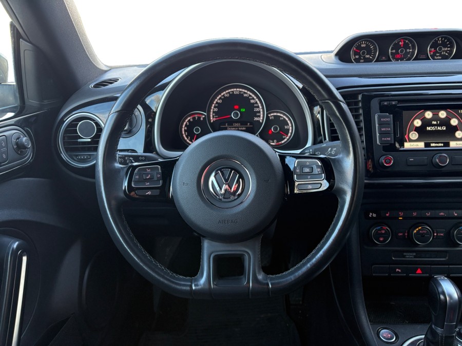 VOLKSWAGEN d'occasion COCCINELLE CABRIOLET 1.4 TSI SPORT DSG de 2015