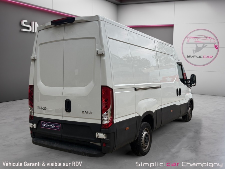 IVECO d'occasion DAILY CLASSE S 35S10V13 de 2023 Champigny sur Marne