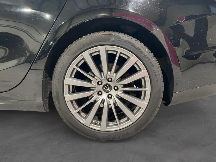 MASERATI d'occasion GHIBLI 3.0D V6 275 de 2014 Fontainebleau (77)﻿