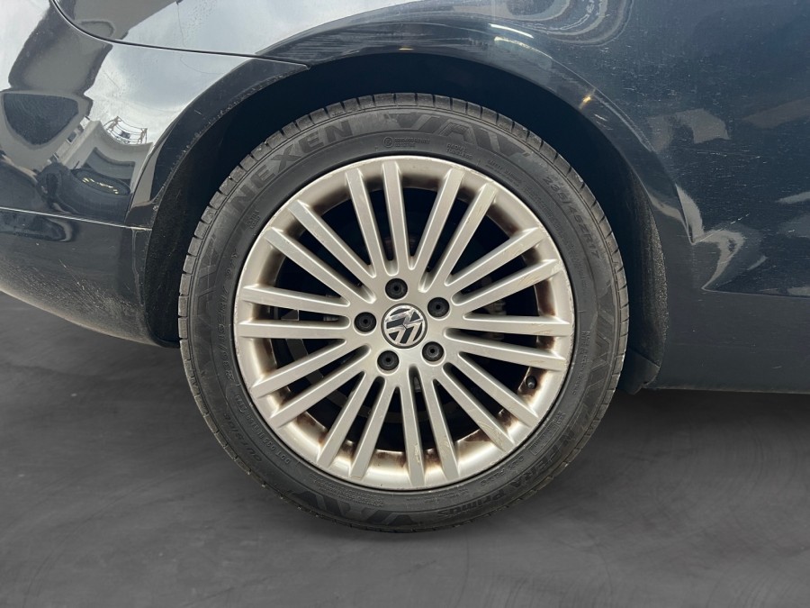 VOLKSWAGEN d'occasion EOS 2.0 TDI 140ch Carat DSG6 de 2007 Toulon