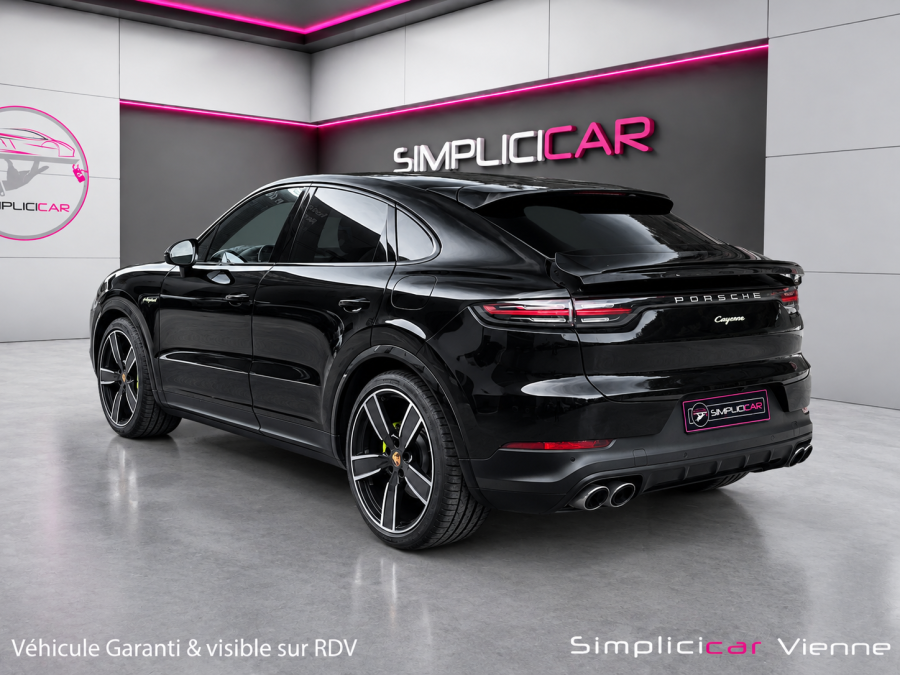 PORSCHE d'occasion CAYENNE COUPE 3.0 V6 E-HYBRID COUPE de 2019 Vienne
