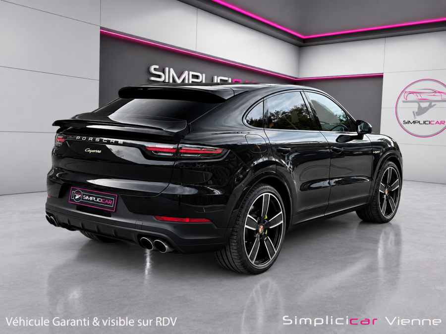PORSCHE d'occasion CAYENNE COUPE 3.0 V6 E-HYBRID COUPE de 2019 Vienne