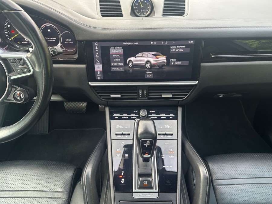 PORSCHE d'occasion CAYENNE COUPE 3.0 V6 E-HYBRID COUPE de 2019 Vienne