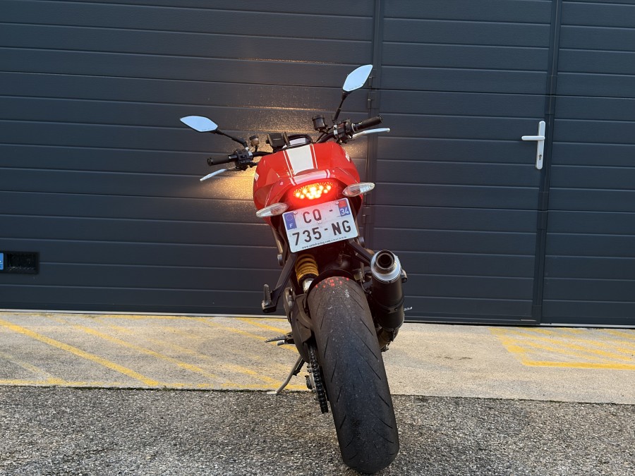 DUCATI d'occasion M1100 DUCATI M1100 BI CYLINDRE EN L de 2013 Valence