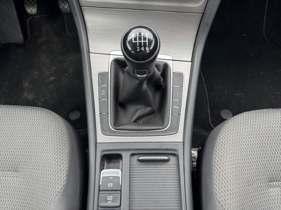 VOLKSWAGEN d'occasion GOLF 1.4 TSI 125 CONFORTLINE de 2016 Saint Omer