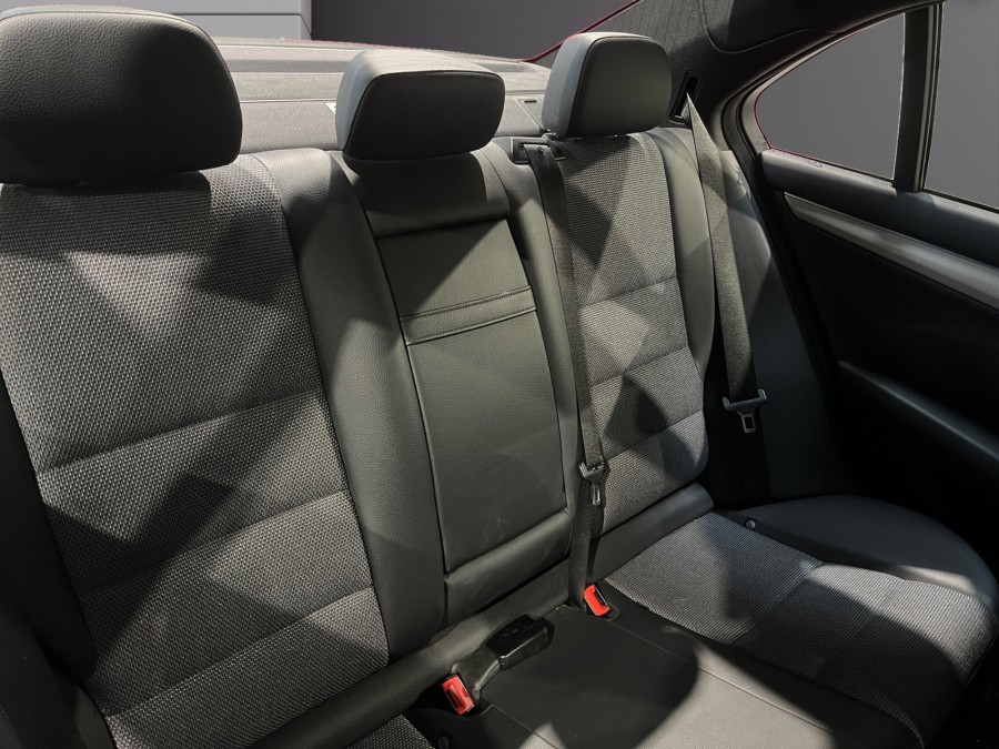 MERCEDES d'occasion C 180 BLUE EFFICIENCY AVANT GUARDE de 2011