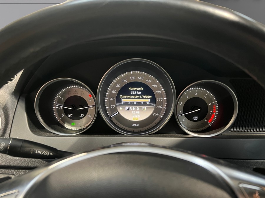 MERCEDES d'occasion C 180 BLUE EFFICIENCY AVANT GUARDE de 2011