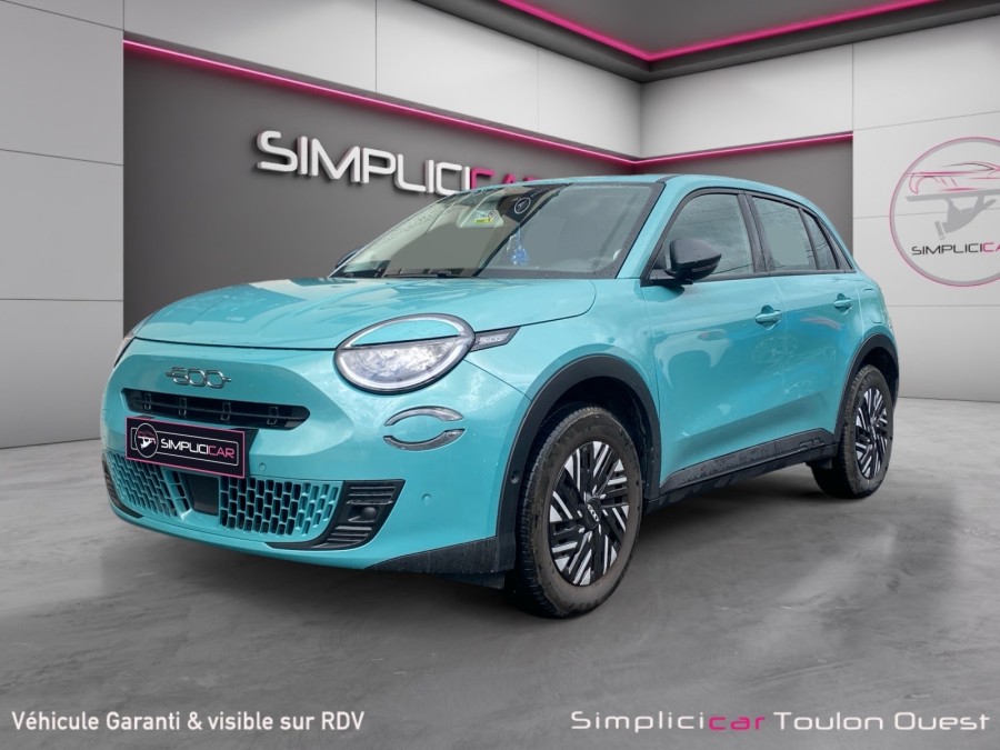 FIAT d'occasion 600 1.2 HYBRID 110 ICONE E-DCT de 2024 Toulon Ouest