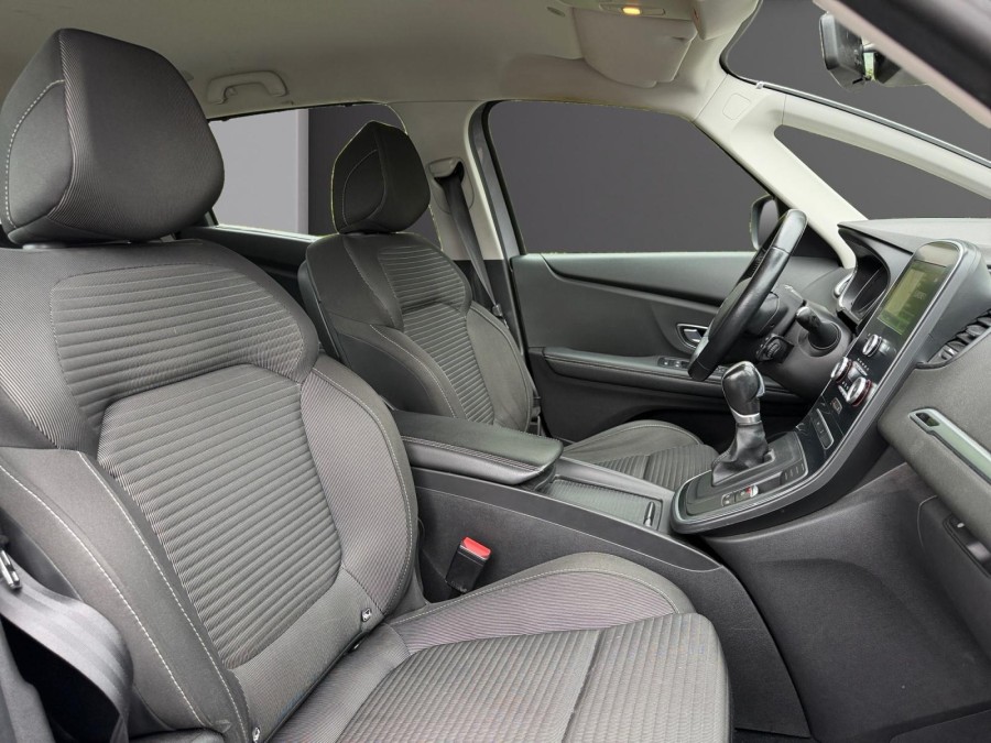 RENAULT d'occasion SCÉNIC IV SCENIC IV 1.5 DCI 110 BUSINESS EDC AUTO