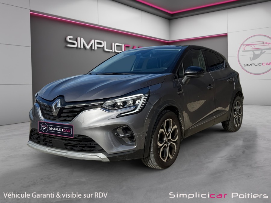RENAULT d'occasion CAPTUR 1.3 MILD HYBRID 140 RS LINE de 2023