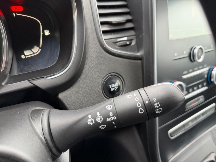 RENAULT d'occasion SCÉNIC IV SCENIC IV 1.5 DCI 110 BUSINESS EDC AUTO