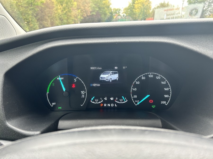 FORD d'occasion TOURNEO 320 L1H1 1.0 ECOBOOST 120 PHEV TITANIUM de