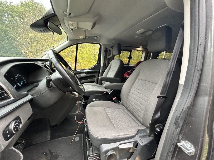 FORD d'occasion TOURNEO 320 L1H1 1.0 ECOBOOST 120 PHEV TITANIUM de