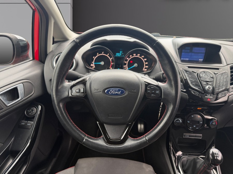 FORD d'occasion FIESTA 140 RED EDITION de 2015 Nîmes (30)﻿