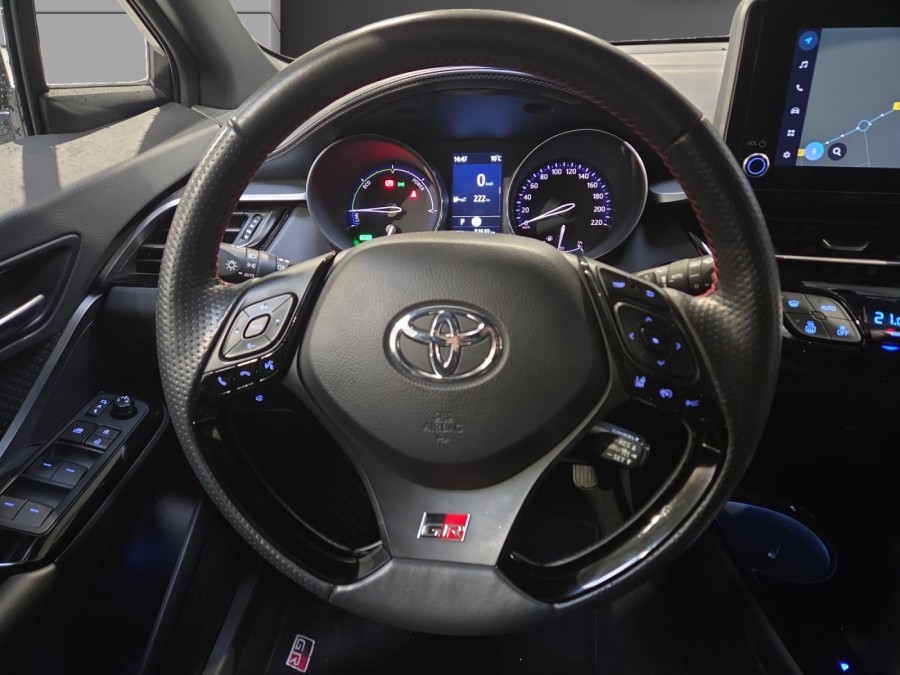 TOYOTA d'occasion CHR 2 HYBRIDE 184H DYNAMIC BUSINESS AUTO de 2023 Le