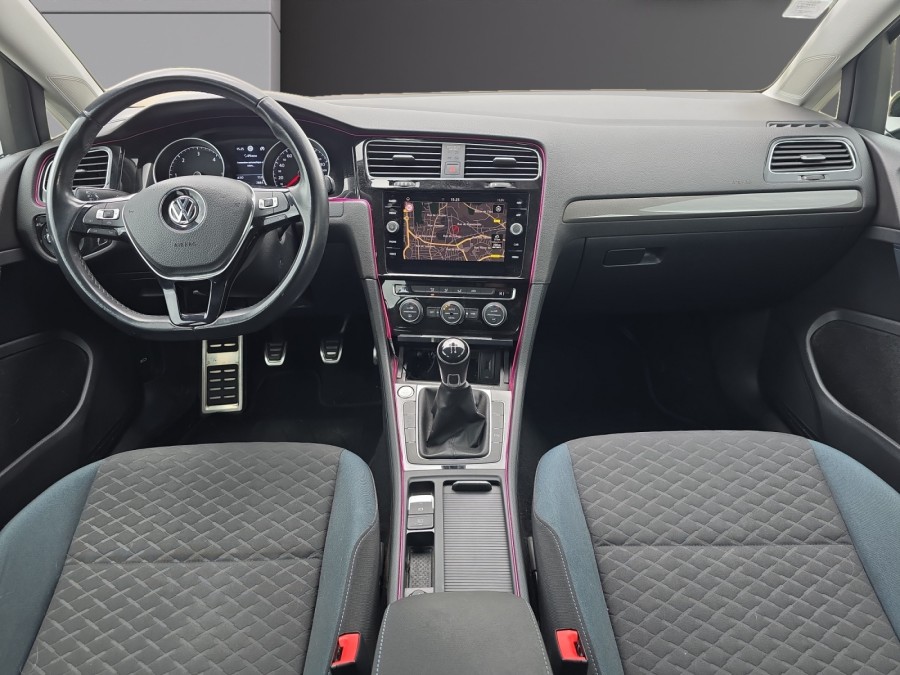 VOLKSWAGEN d'occasion GOLF 1.6 TDI 115ch FAP IQ.Drive Euro6d-T 5p de