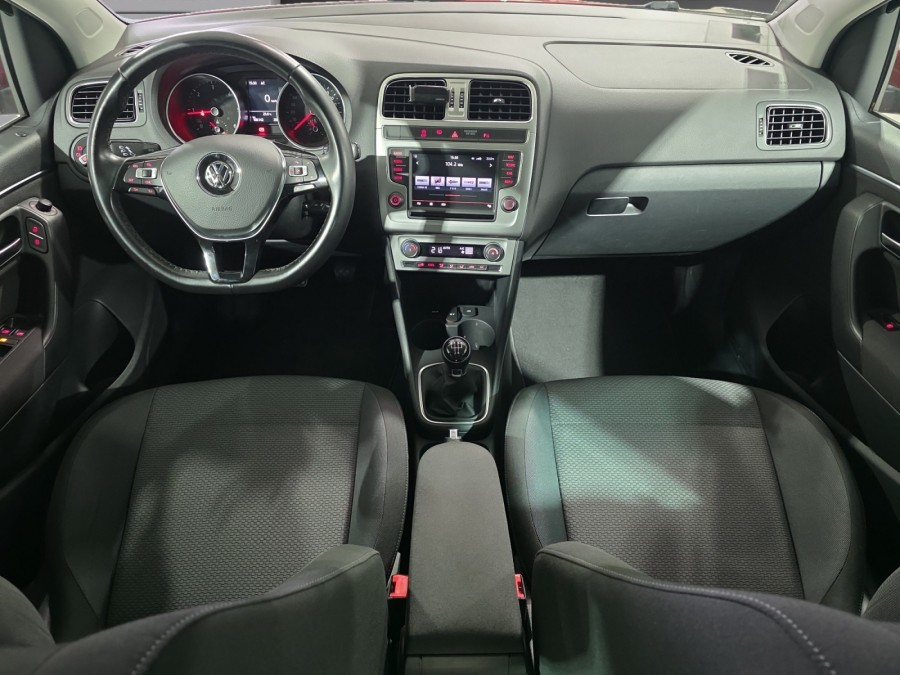 VOLKSWAGEN d'occasion POLO I 11.4 TD05 SPORTLINE de 2015 Meximeux