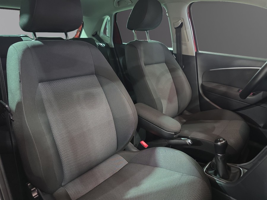 VOLKSWAGEN d'occasion POLO I 11.4 TD05 SPORTLINE de 2015 Meximeux