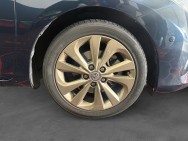 TOYOTA d'occasion AURIS 136H COLLECTION de 2014 Saint Maximin (60)﻿