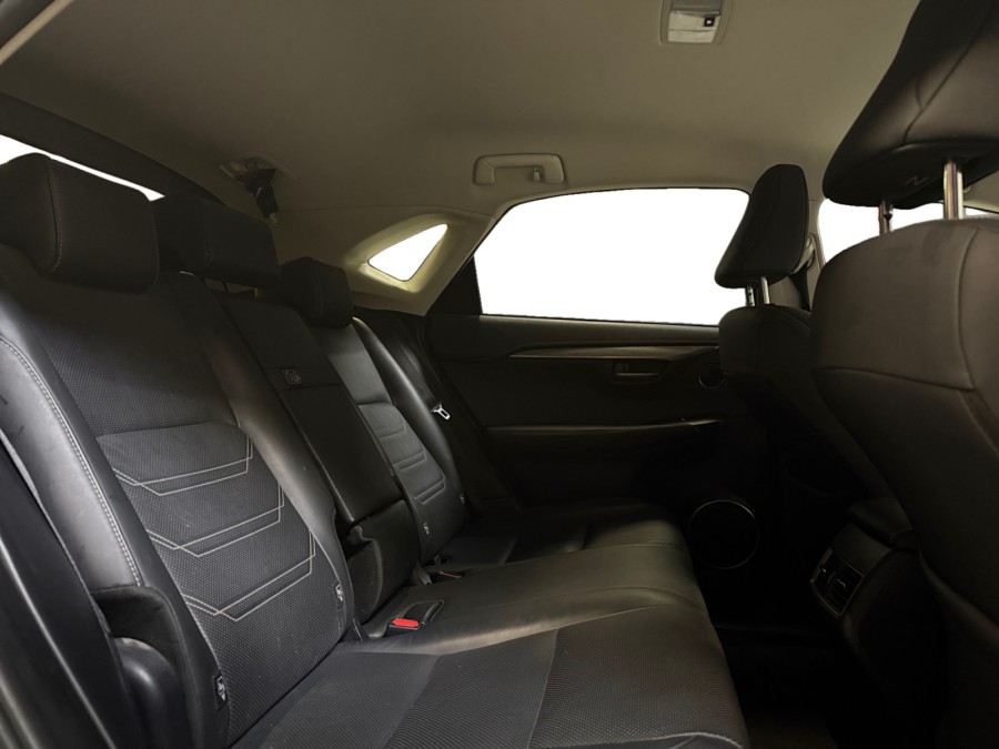 LEXUS d'occasion NX300H 2.5 HYBRIDE 4WD LUXE de 2019 Bretigny Sur