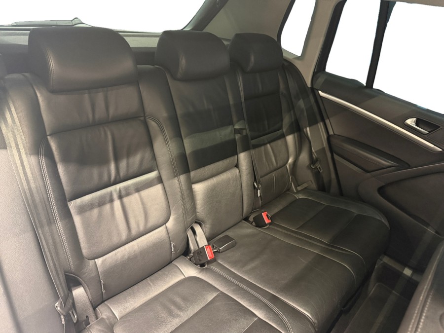 VOLKSWAGEN d'occasion TIGUAN 2 TDI 140 FAP 4MOTION BLUEMOTION