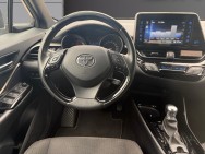 TOYOTA d'occasion C-HR 122h Edition 2WD E-CVT RC18 de 2019 Lyon St