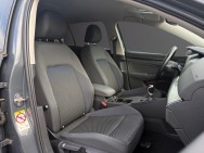 VOLKSWAGEN d'occasion GOLF 2.0 TDI SCR 115ch  Life 1st de 2021 Lyon
