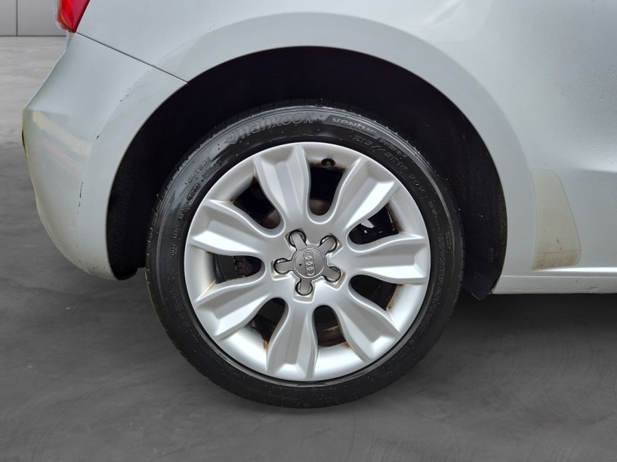 AUDI d'occasion A1 1.6 TDI 105 AMBIENTE de 2011 Colmar (68)﻿