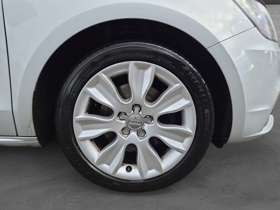 AUDI d'occasion A1 1.6 TDI 105 AMBIENTE de 2011 Colmar (68)﻿