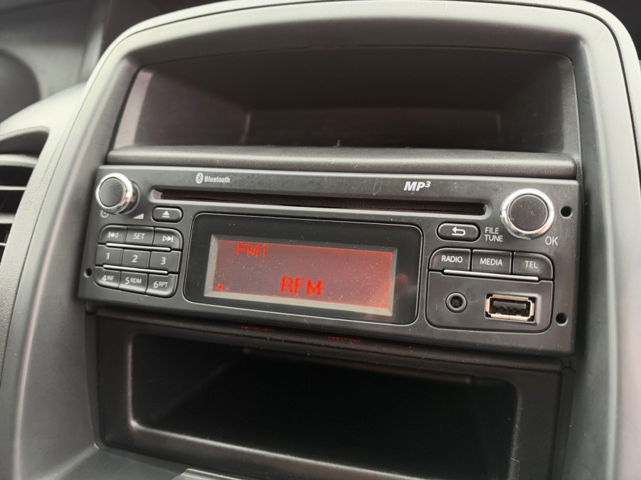 RENAULT d'occasion TRAFIC 2 DCI 115 FAP PASSENGER EXECUTIVE L2H1 1.2