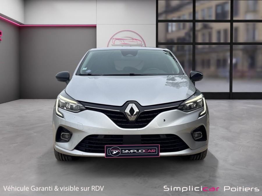 RENAULT d'occasion CLIO V 1.3 TCE 130 INTENS EDC de 2019 Poitiers