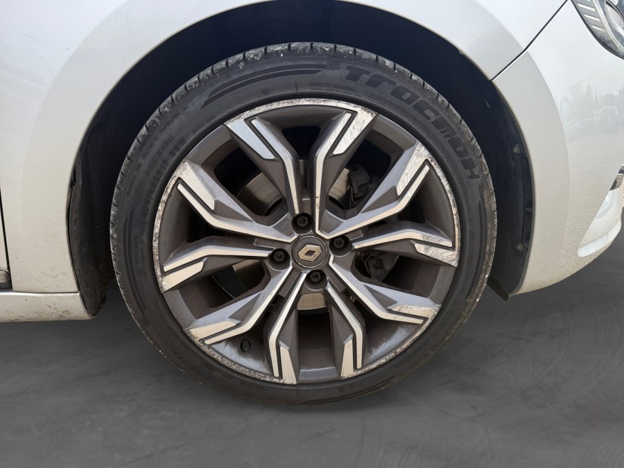 RENAULT d'occasion CLIO V 1.3 TCE 130 INTENS EDC de 2019 Poitiers